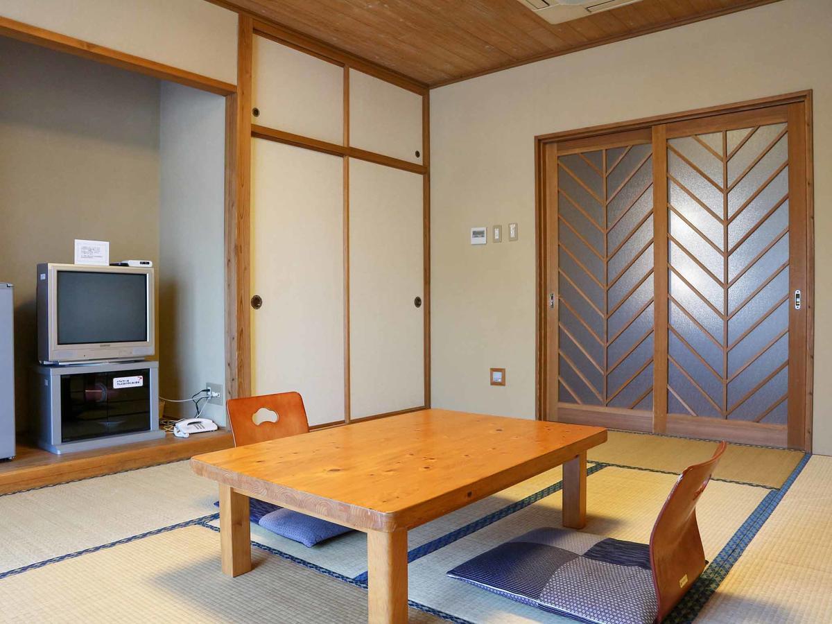 Morizane Onsen Yasuragino Sato 中津 外观 照片