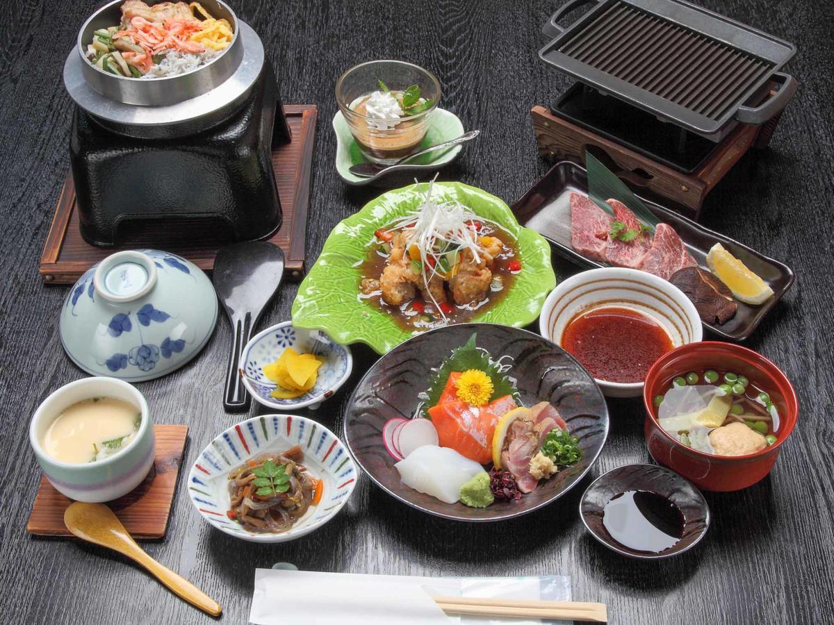 Morizane Onsen Yasuragino Sato 中津 外观 照片