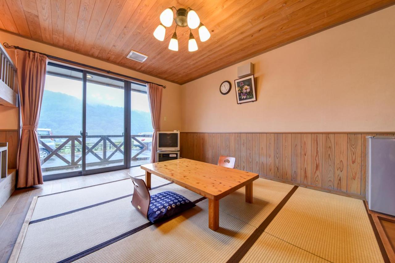 Morizane Onsen Yasuragino Sato 中津 外观 照片